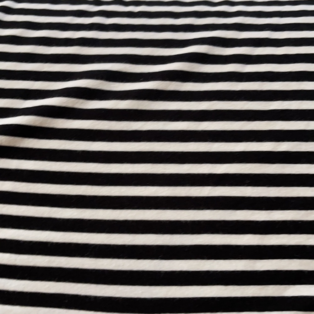Black and white stripped shirt - Picture 3 of 3